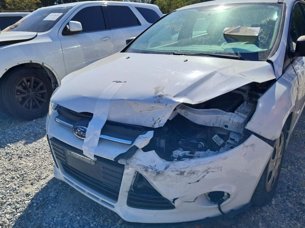 Fuse Box Engine Fits 12-14 FOCUS 4842228