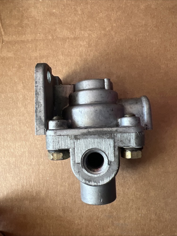Bendix T24794 Brake Valve