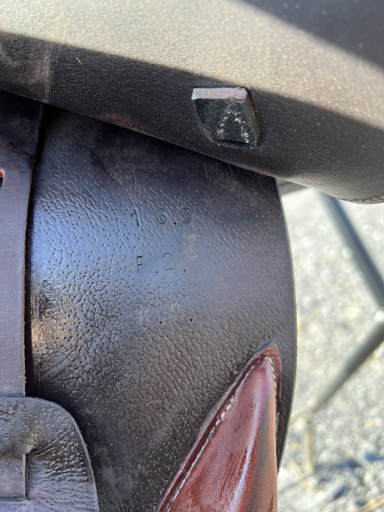 Bevel Close Contact Saddle 16.5”