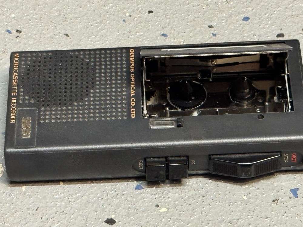 Olympus S831 Handheld Microcassette Voice Recorder