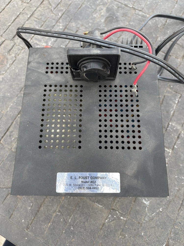 Tripp Lite Powerverter Model PR-7b 13.8V