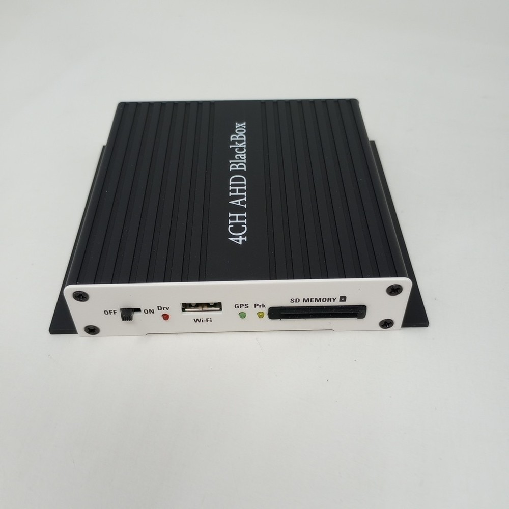 BOYO VTR400E 4CH Compact DVR Black Box NOS (Open Box)