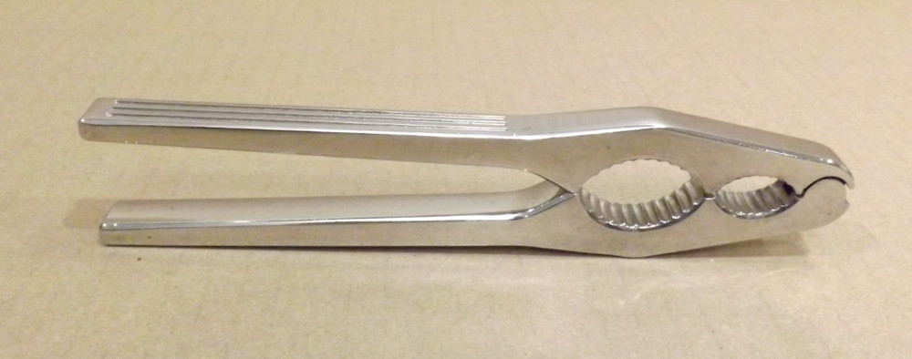 Vintage Nut Seafood Cracker