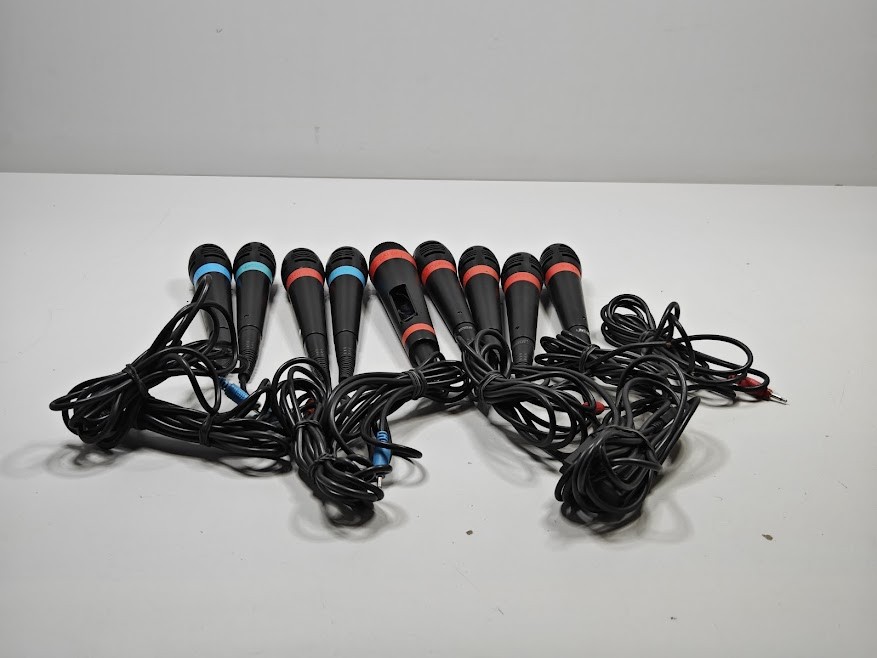 Lot of 9 Wired Microphones - Untested