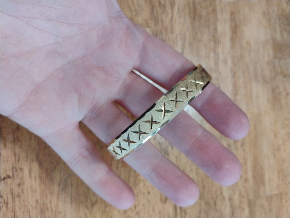 Monet bangle bracelet