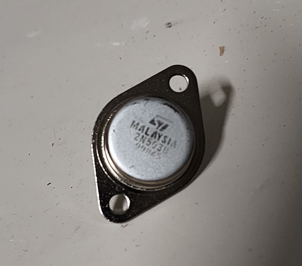 2N5038 ST Silicon NPN Power Transistor