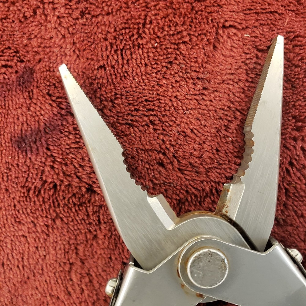 Lot of 2 Gerber Multi Tool Needlenose MP600 6w