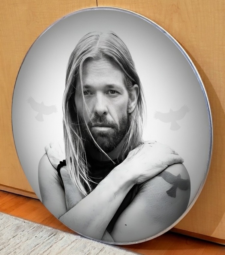 Foo Fighters, Taylor Hawkins 22" Bass Drum Head