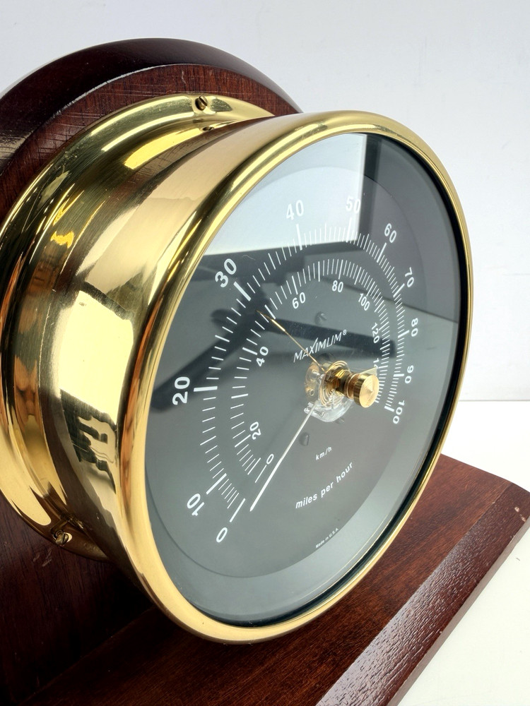 Maximum Wind & Weather Instruments Wind Speed Gauge Wood Case Mount