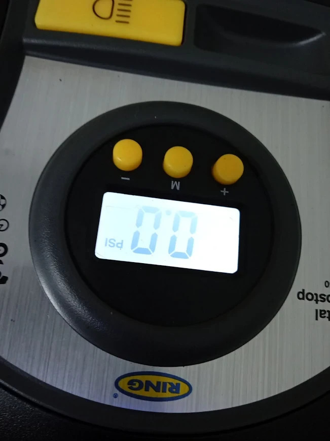 Ring Tyreinflate 450 Digital Tyre Inflator Air Compressor Auto Stop Function