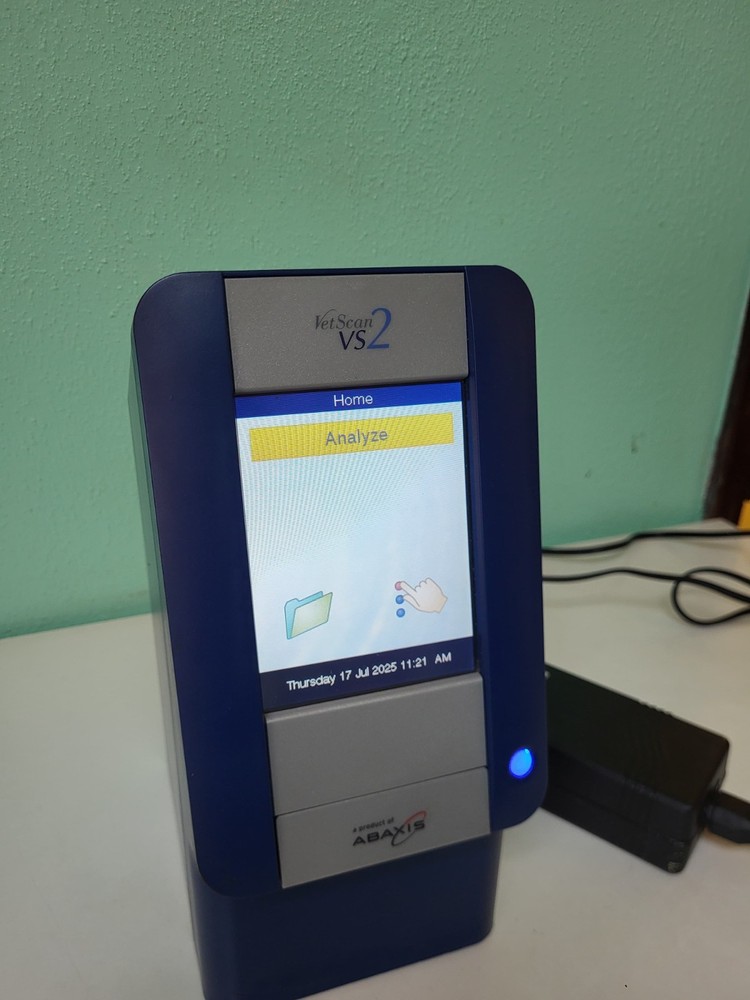 Abaxis Zoetis Vetscan VS2 Veterinary Chemistry Analyzer