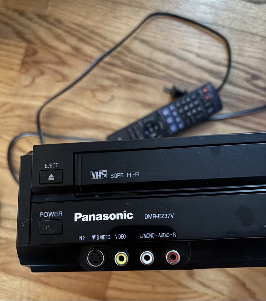 Panasonic DMR-EZ37V VHS/DVD