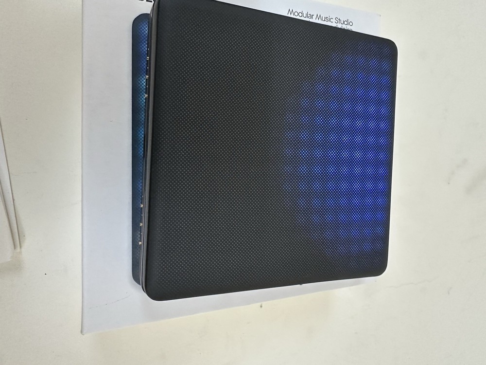 ROLI Lightpad Block illuminated pressure responsive