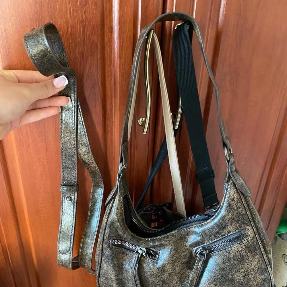 Brown leather shoulder bag