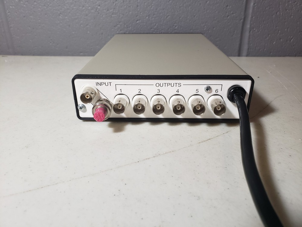 Link Electronics Inc - Model IEC-752 - Video DA