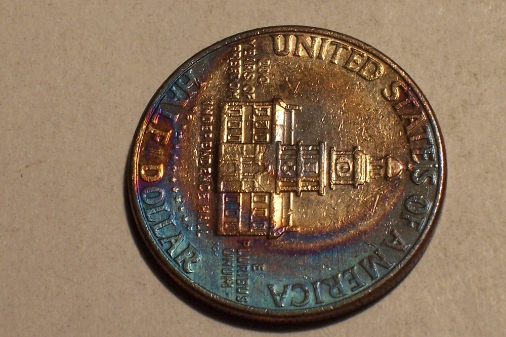 1976-D @ Kennedy rainbow toned 1/2 Dollar.!!