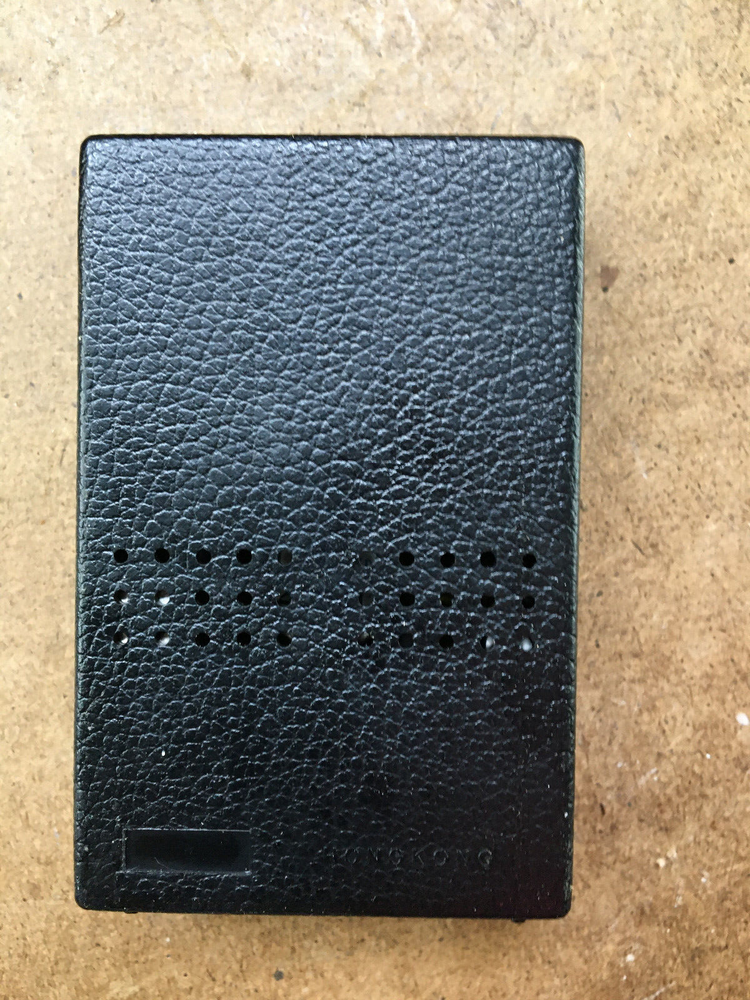 Vintage ITC AM Pocket Radio Solid State 7 Model P70. Working.