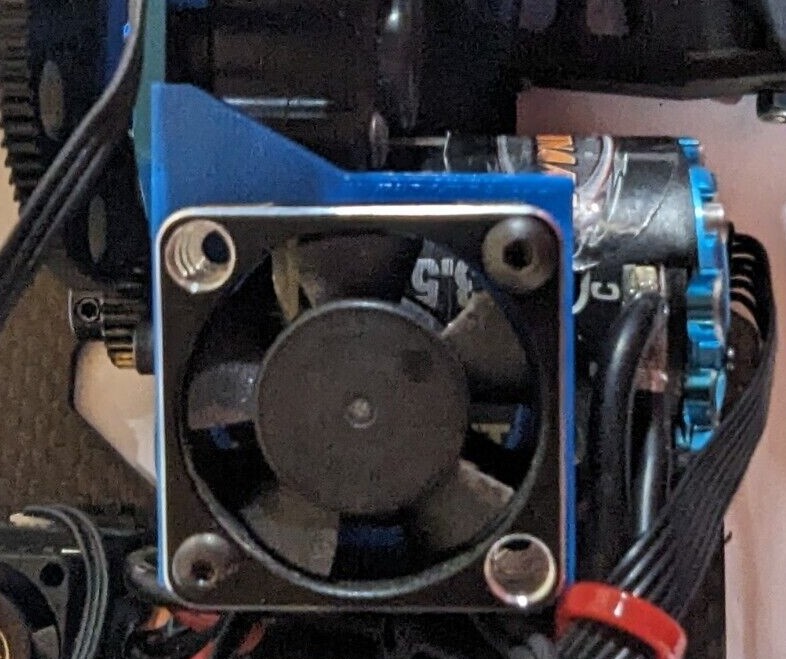 custom works fan mount