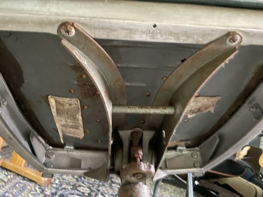 VTG GoodForm Aluminum Rolling Swivel Office Propeller Chair General Fireproofing