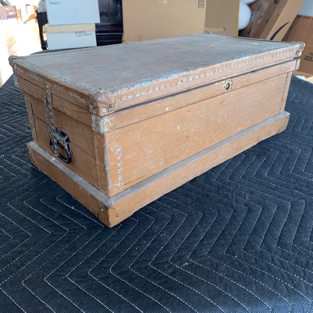 Antique Primitive 21 Inch Carpenter's Tool Chest Trunk