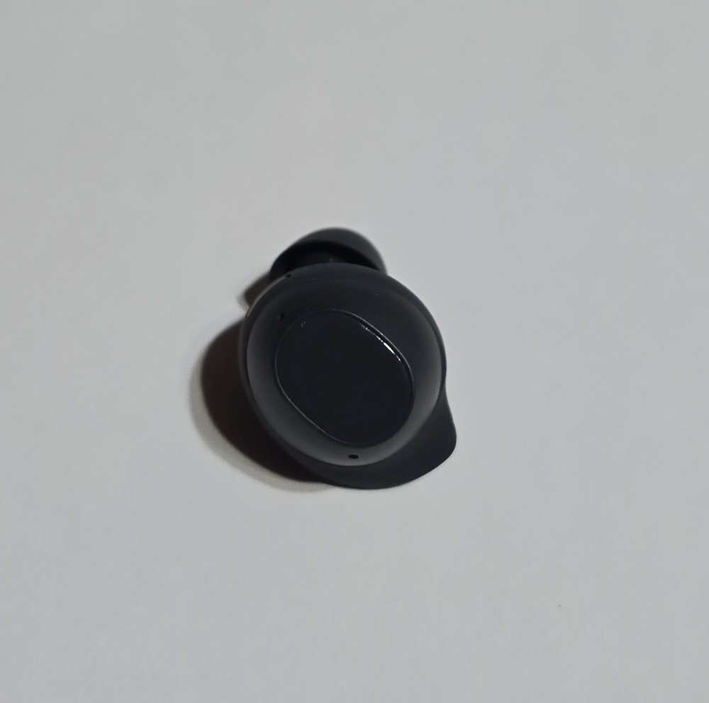 Original Graphite Samsung Galaxy Buds FE Wireless Earbud LEFT SIDE ONLY -SM-R400