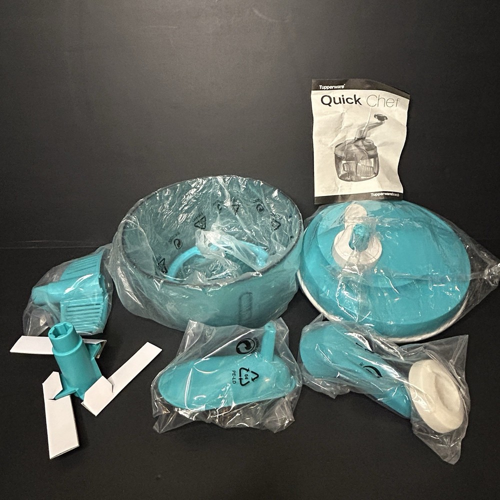 TUPPERWARE Quick Chef Pro System Salt Water Taffy Blue ~ Open Box