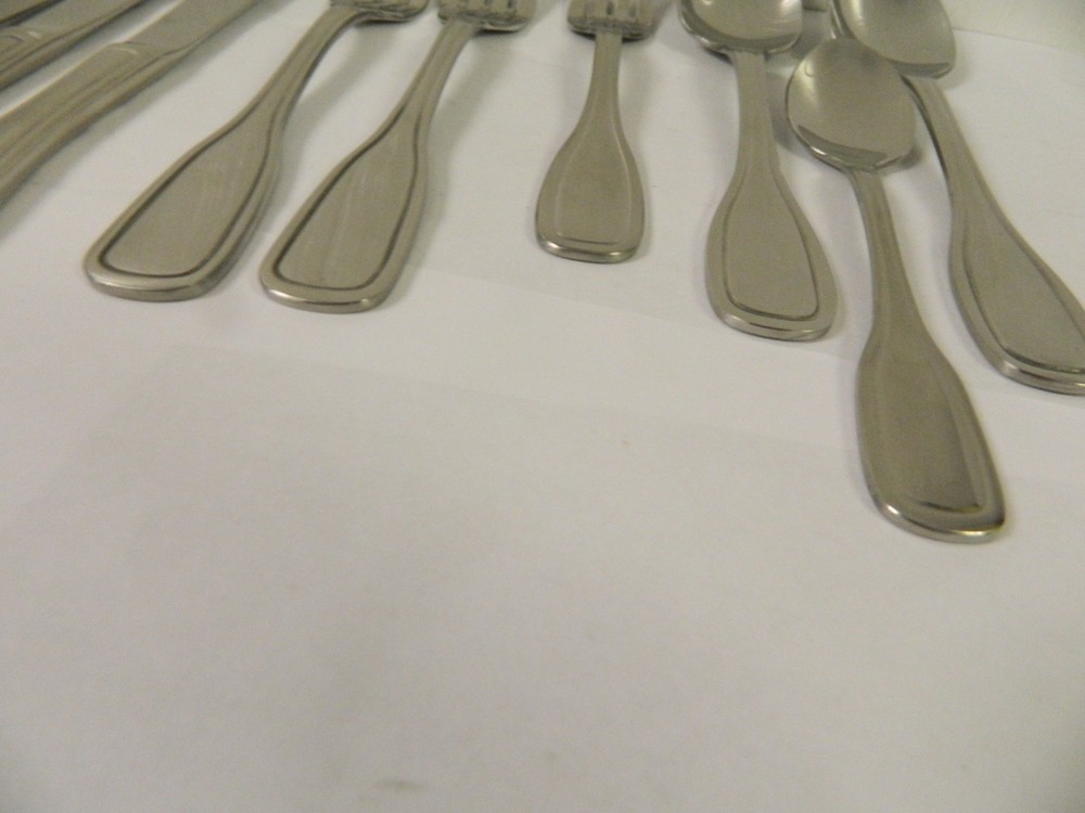Arcoroc Capitale 9 pc Flatware Set 18/10 Stainless NEW