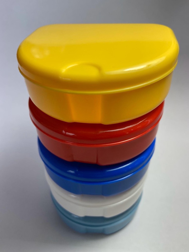2-Dental Orthodontic Retainer Box Mouthguards Dentures Storage Case, Multi Color