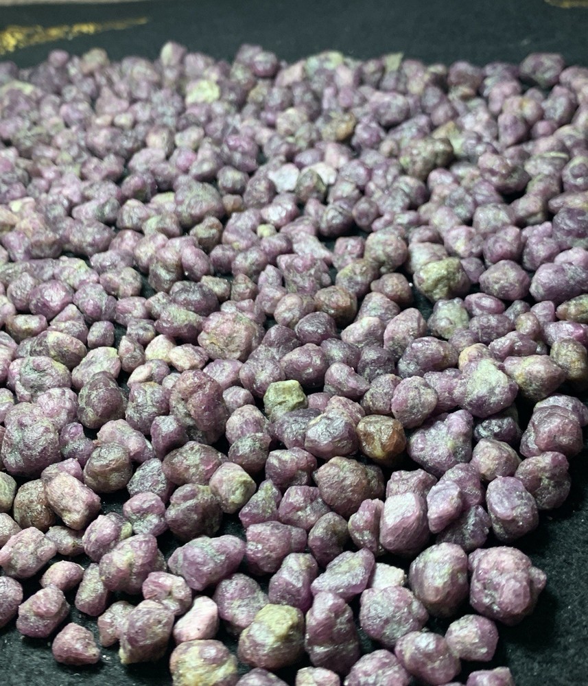 5-kg Crystal Type Rough Ruby Corundum From Africa Mine