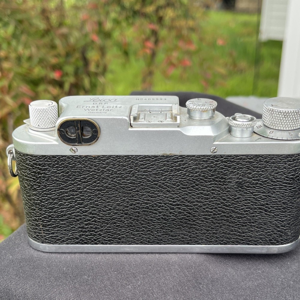 Leica D.R.P. Ernst Leitz Wetzlar Silver Rangefinder Camera