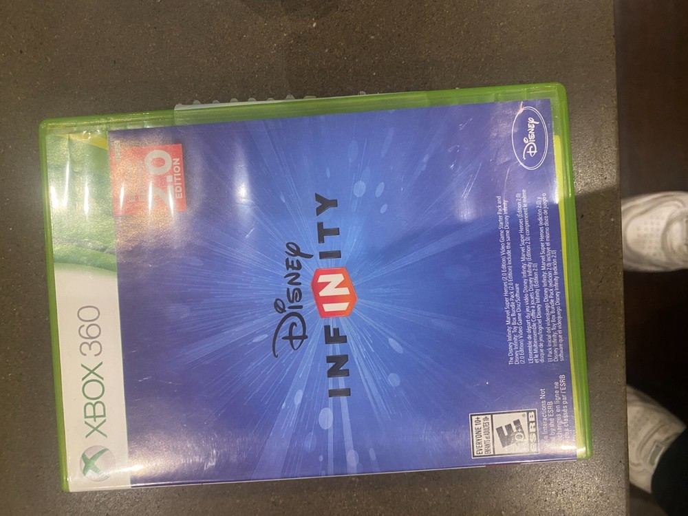 Disney Invinity 2.0 Game and 24 Characters and 2 pads