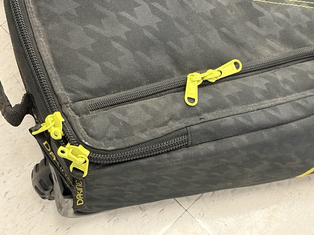 DAKINE 65" ROLLING SNOWBOARD BAG