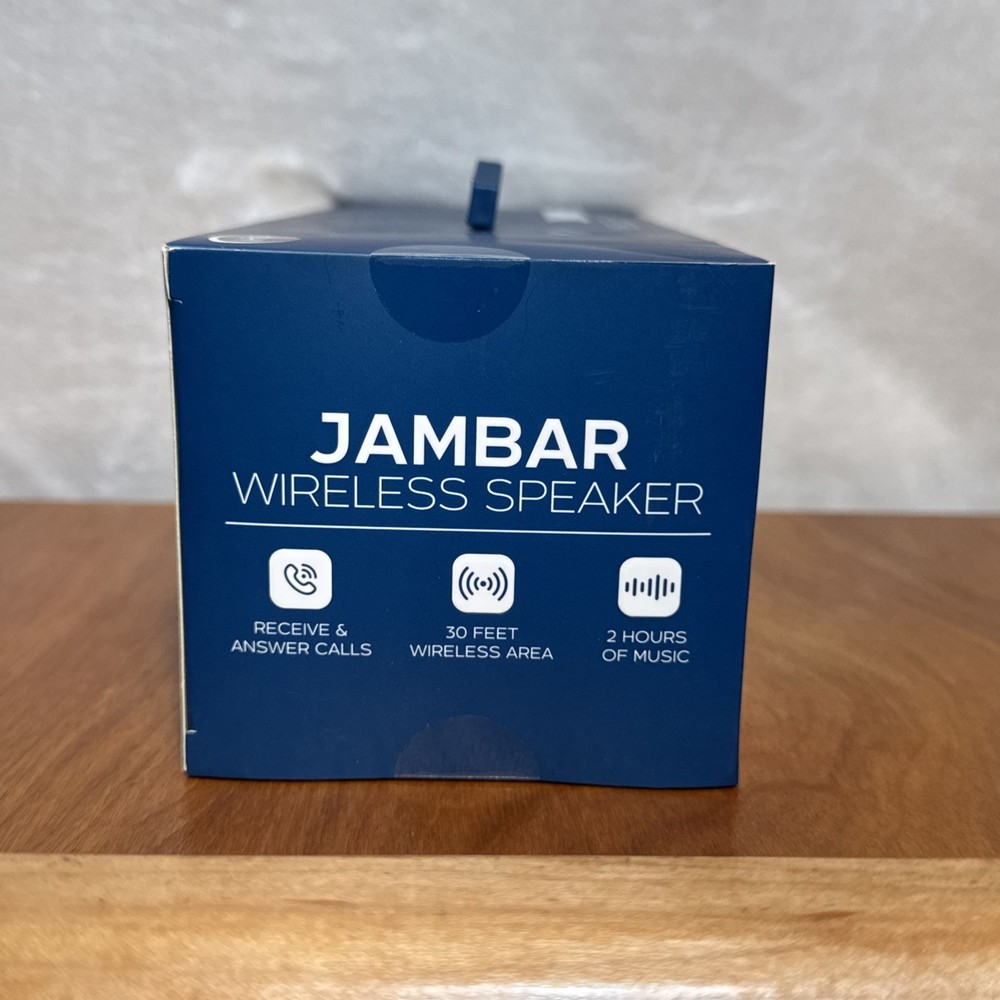 NEW iHip wireless bluetooth speaker JAMBAR 30' range White usbcharging AUX CABLE