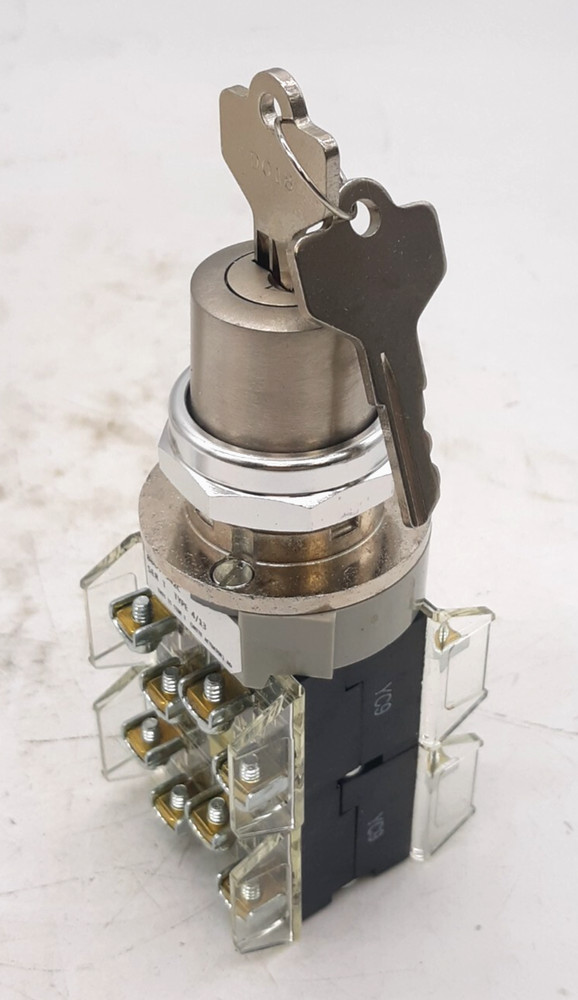 Allen-Bradley 800T-J42C Selector Switch