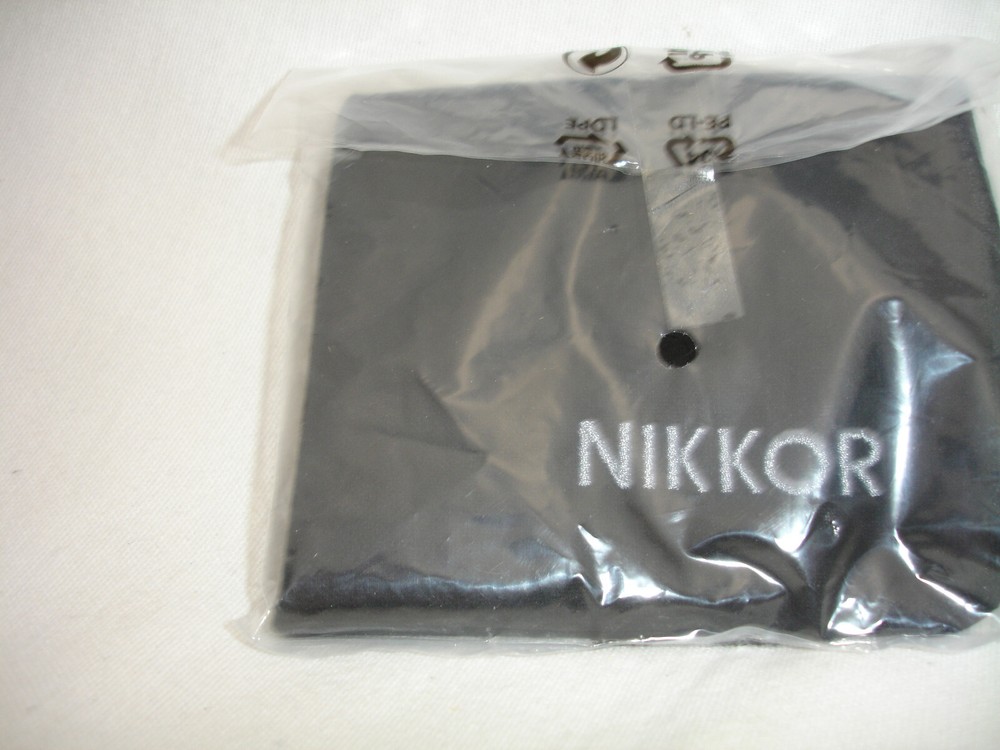 Nikon CL-C1 Lens Case, soft pouch