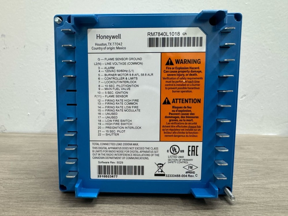 RM7840L1018 NEW Honeywell RM7840L 1018 Automatic Programming Control