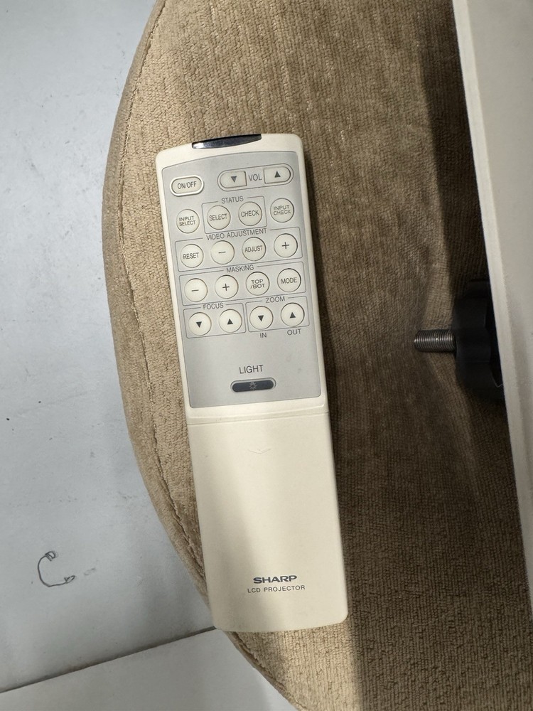 Vintage Sharp XV-H35U LCD Projector