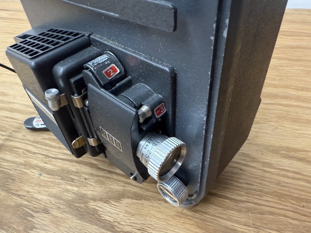 Vintage GAF Anscovision 8 mm Projector Model 280 Auto Load Multiple Speed