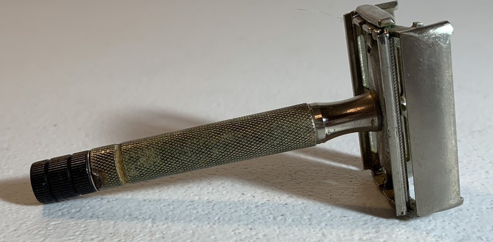 Vintage Gillette Razor Super Speed Black Tip X-2 1952