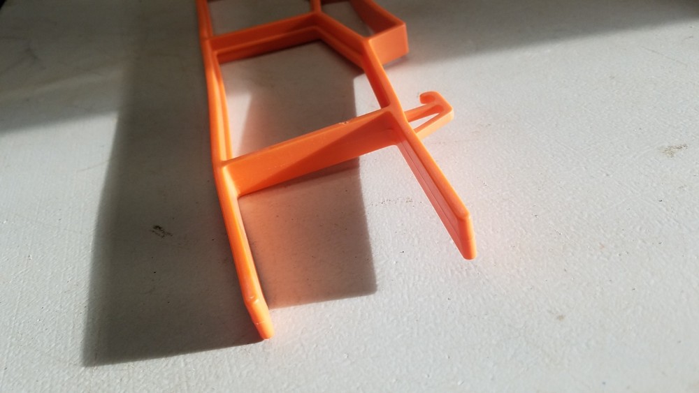 Plastic Christmas Light Cord Wrap (C)