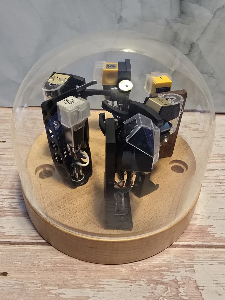 Transparent Turntable cartridge Headshell Keeper Dome Box Wood Base