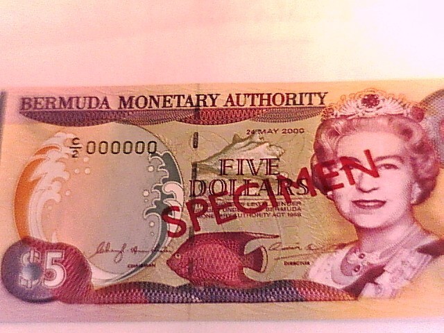 Bermuda 2000 Five Dollar SPECIMEN note Choice Crisp Uncirculated.