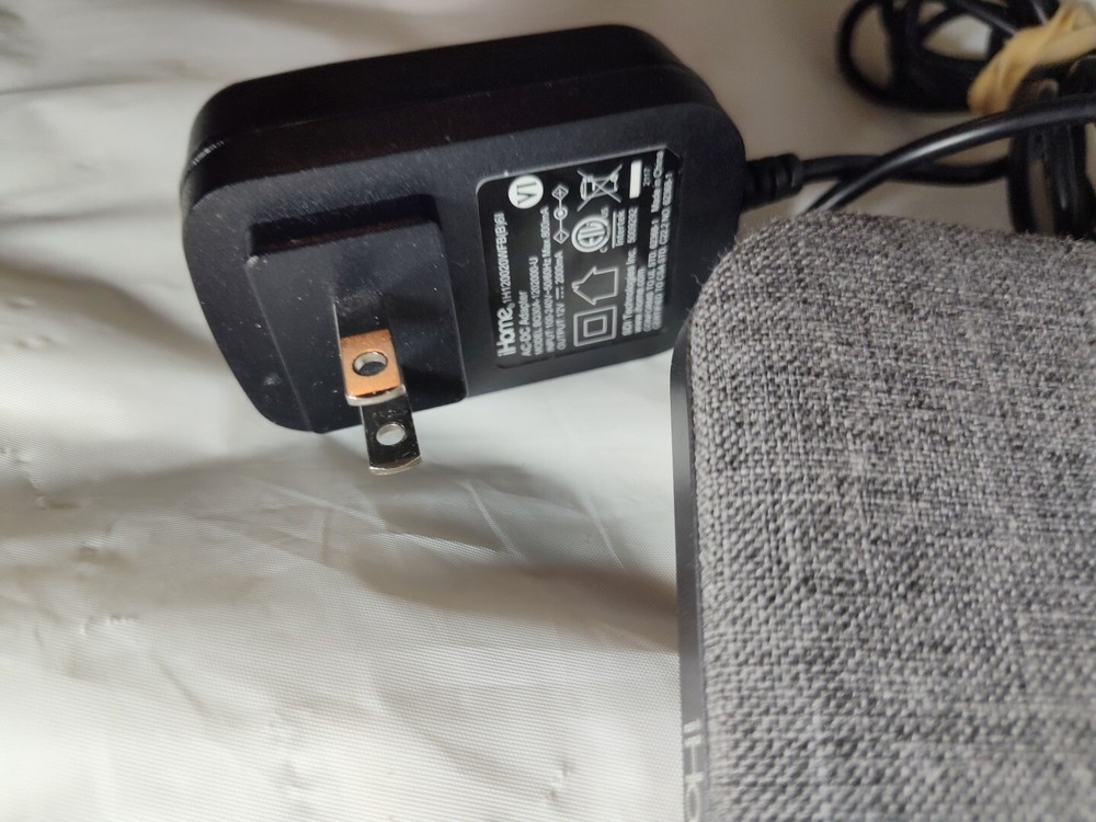 iHome iW19 Wireless Charging Pad - Pre-Owned