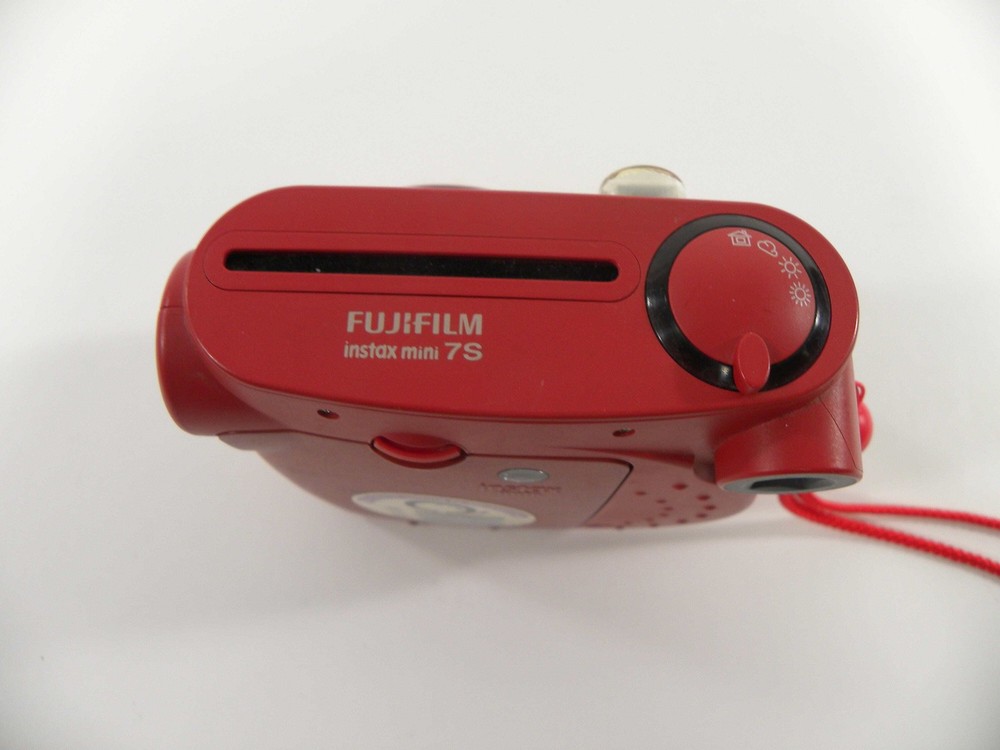 Fujifilm Instax Mini Instant Camera (RED)