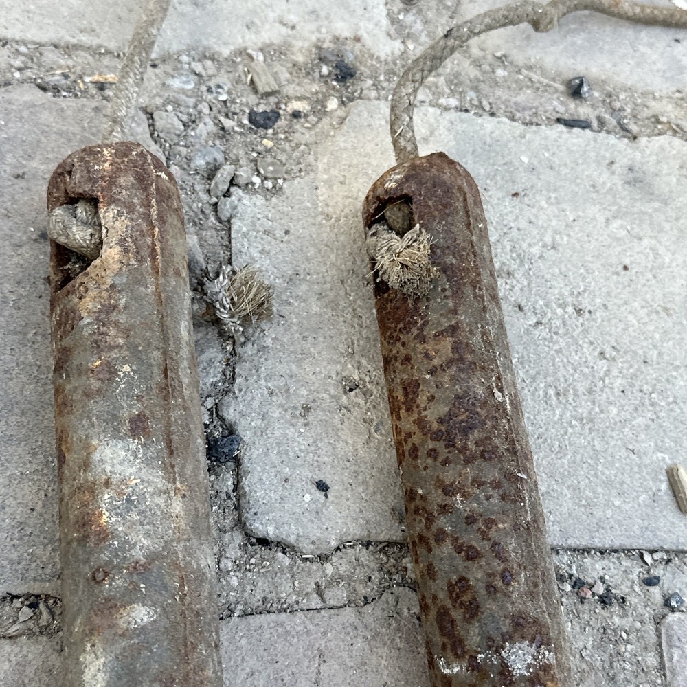 X 4 Vintage Cast Iron Sash Window Weights 4.2 Kg Each Ref Chap