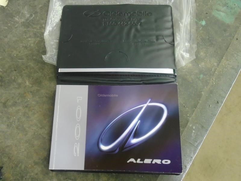 ALERO 2001 Owners Manual 1032036