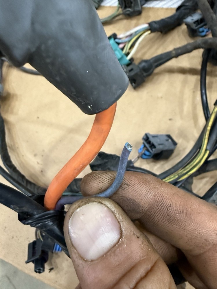 Volvo Penta 5.0 GXI-E engine harness