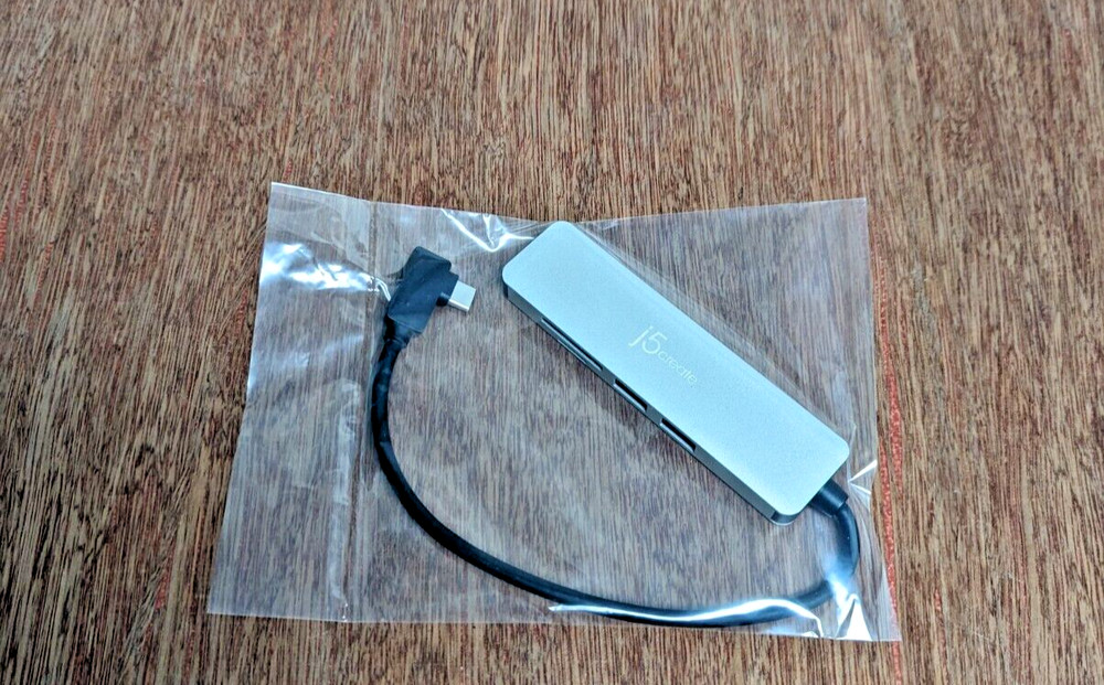 j5create JCD372 - USB-C Multi-Adapter for Surface Pro Guaranteed