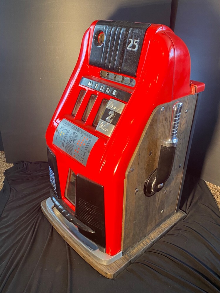 vintage 25 cent mills high top slot machine