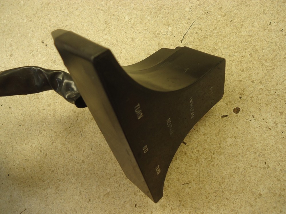 1982-1985 HONDA NIGHTHAWK CB450 DASH INDICATOR PILOT LIGHT TRIM COVER PANEL OEM